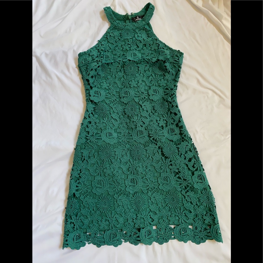 Lulus lace knee dress  size S